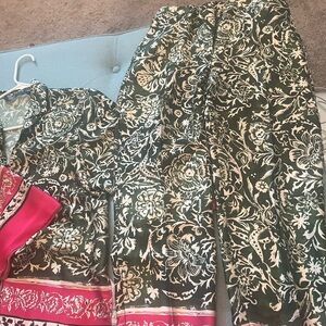 Zara Floral Green and Pink Women's set blouse and pants